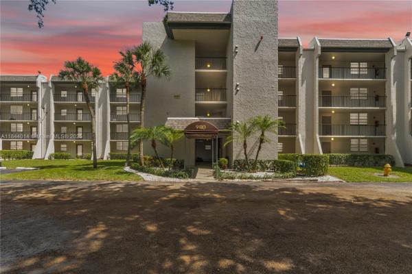 Poinciana Place Of Pine Island Ridge, 9410 Poinciana Pl #206, Davie, Florida 33324, image 1