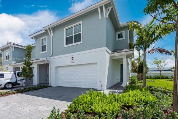 Sandpiper Pointe, 542 Parsons Way, Deerfield Beach, Florida 33442, image 1