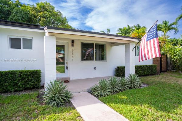 South Coral Homes, 9841 Dominican Dr, Cutler Bay, Florida 33189, image 1