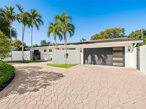 Coral Ridge Galt, 2647 NE 27th Ave, Fort Lauderdale, Florida 33306, image 1