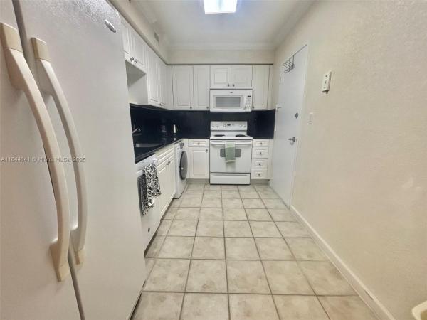 The Wave, 2501 S Ocean Dr #433, Hollywood, Florida 33019, image 1