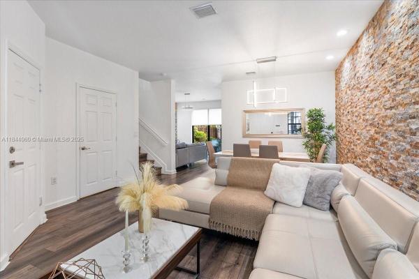 Villa Bello, 11313 NW 88th Ter, Doral, Florida 33178, image 1