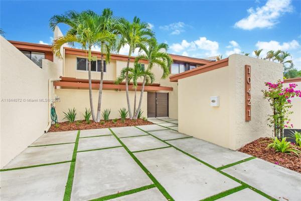 10421 SW 76th St, Unincorporated Dade County, Florida 33173, image 1