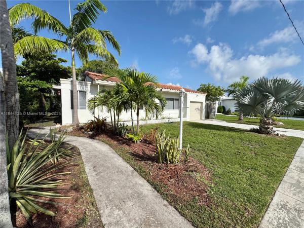 Treasure Island, 7536 Cutlass Ave, North Bay Village, Florida 33141, image 2