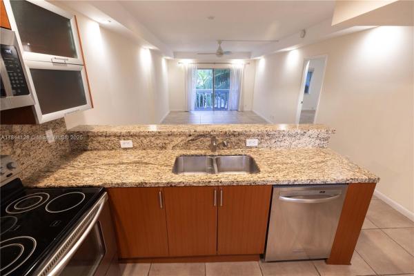 Waters Edge Of Coral Gables, 100 Edgewater Dr #336, Coral Gables, Florida 33133, image 2
