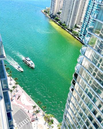 Met 1, 300 S Biscayne Blvd #T-2902, Miami, Florida 33131, image 2