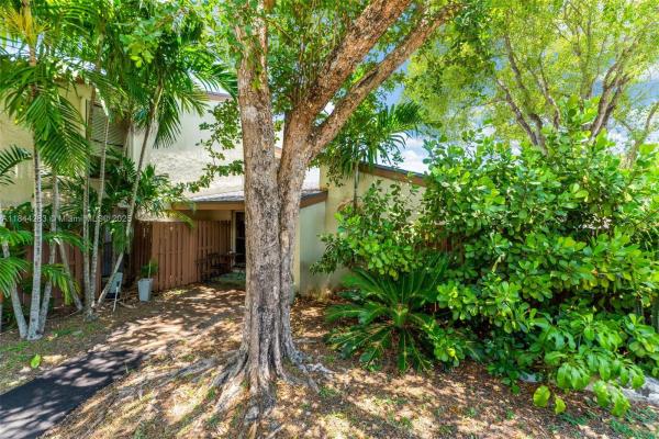 Greenglades, 11466 SW 109 Rd 42w, Kendall, Florida 33176, image 2