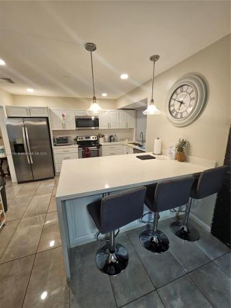 Hollywood Hills, 609 S Crescent Dr, Hollywood, Florida 33021, image 1