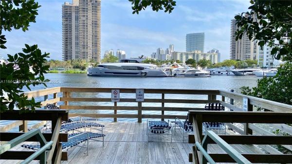 The Yacht Club At Aventura, 19901 E Country Club Dr #2103, Aventura, Florida 33180, image 1