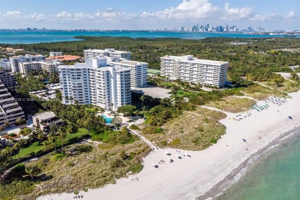 Island House, 200 Ocean Lane Dr 503, Key Biscayne, Florida 33149, image 1