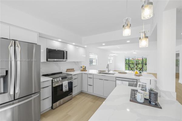 Buckingham At Century Village, 12900 SW 7th Ct #301B, Pembroke Pines, Florida 33027, image 1