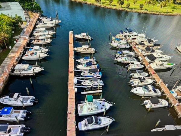 River Run Yacht Club, 1700 NW N River Dr 76, Miami, Florida 33125, image 1