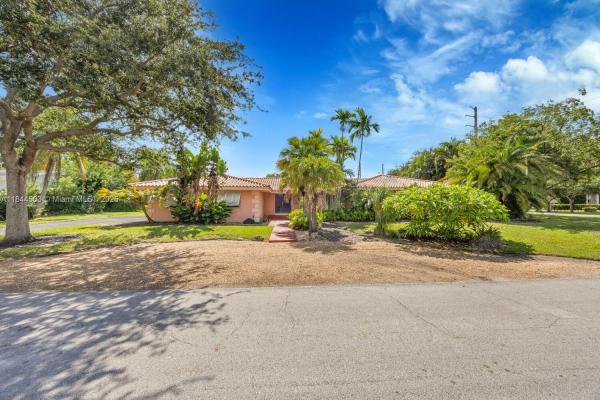 Moon Gate, 14323 SW 80th Ave, Palmetto Bay, Florida 33158, image 1