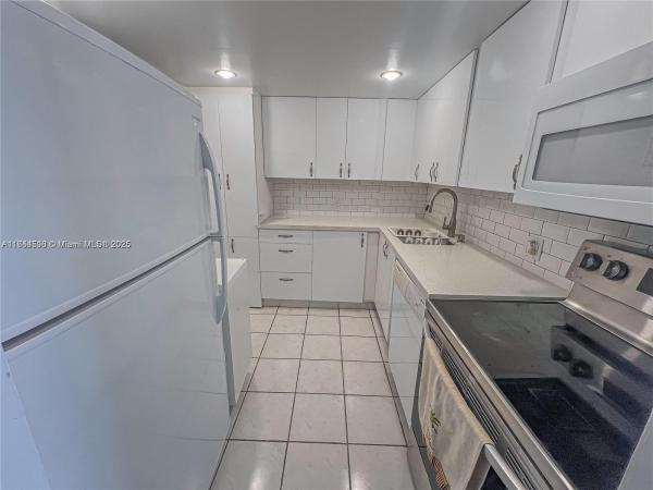 Eldorado Towers, 3625 N Country Club Dr #808, Aventura, Florida 33180, image 1