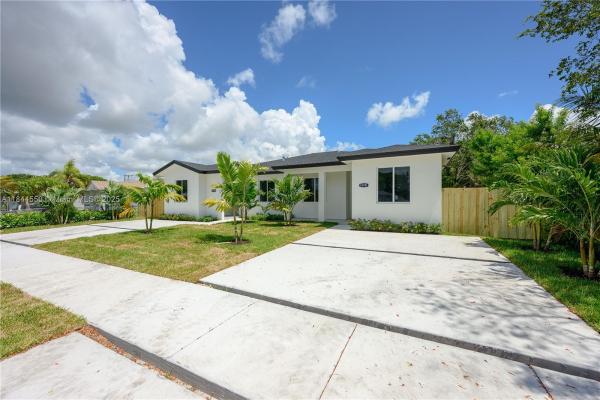 10745 SW 217th St #10745, Unincorporated Dade County, Florida 33170, image 1