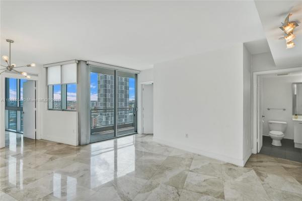 Mint At Riverfront, 92 SW 3rd St #2106, Miami, Florida 33130, image 2