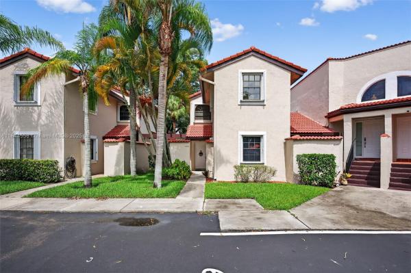 Lakeview Courts At Jacaranda, 9245 W Sunrise Blvd, Plantation, Florida 33322, image 1