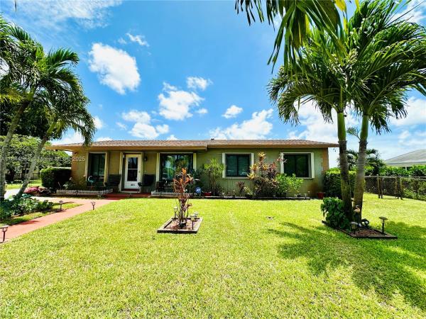 Leslie Estates, 19575 NW 33rd Ct, Miami Gardens, Florida 33056, image 2