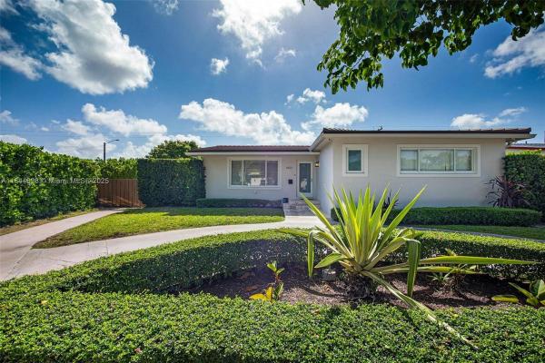 Westchester Residential, 1401 SW 82nd Ct, Westchester, Florida 33144, image 3