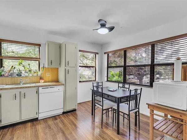 Suzanne Garden, 2225 Monroe St #B6, Hollywood, Florida 33020, image 1