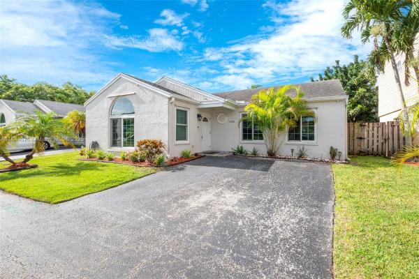 12680 SW 144th Ter, Miami, Florida 33186, image 1