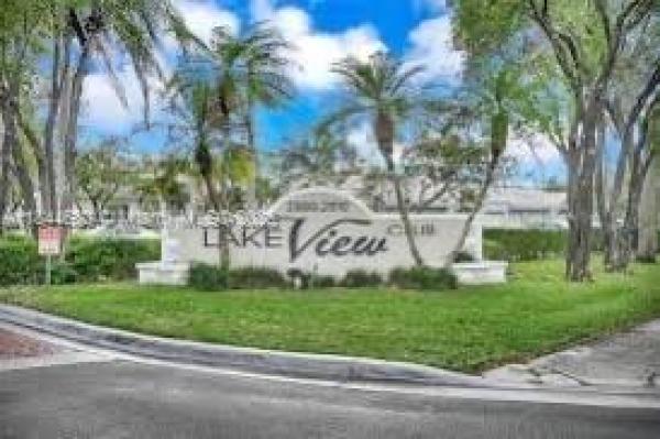 LakeView Club, 2841 N Oakland Forest Dr #211, Oakland Park, Florida 33309, image 1