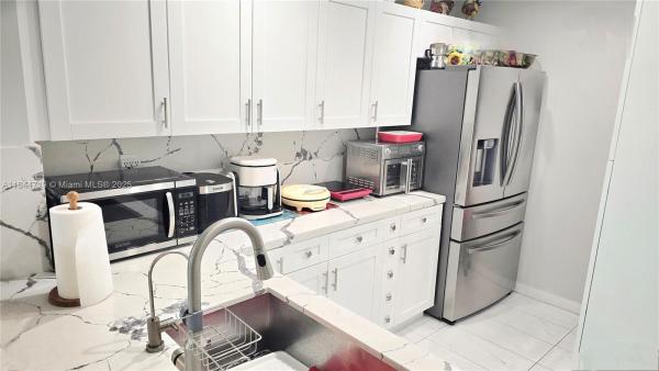 One Alhambra Circle, 1 Alhambra Cir 501, Coral Gables, Florida 33134, image 1
