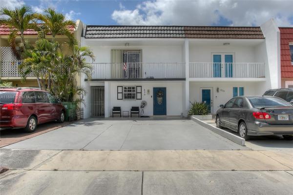 Bradley Estates, 834 W 80th Pl, Hialeah, Florida 33014, image 1