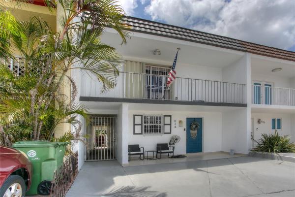 Bradley Estates, 834 W 80th Pl, Hialeah, Florida 33014, image 2