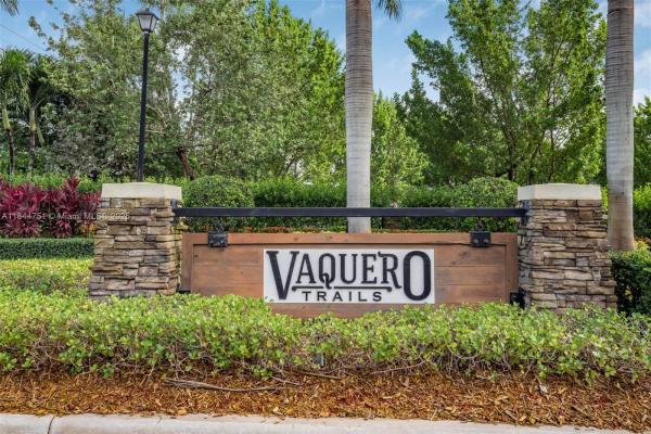 Vaquero Trails, 12125 S Vaquero Trails Dr, Davie, Florida 33325, image 1