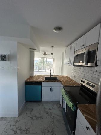 Royal Park, 114 Royal Park Dr #4A, Oakland Park, Florida 33309, image 2