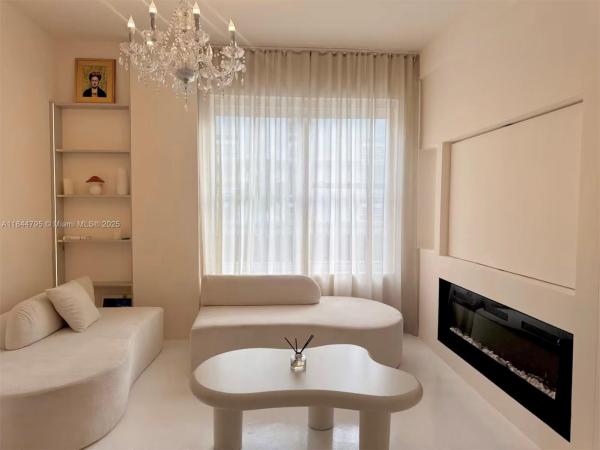 The Mercury South Beach, 100 Collins Ave #218, Miami Beach, Florida 33139, image 1