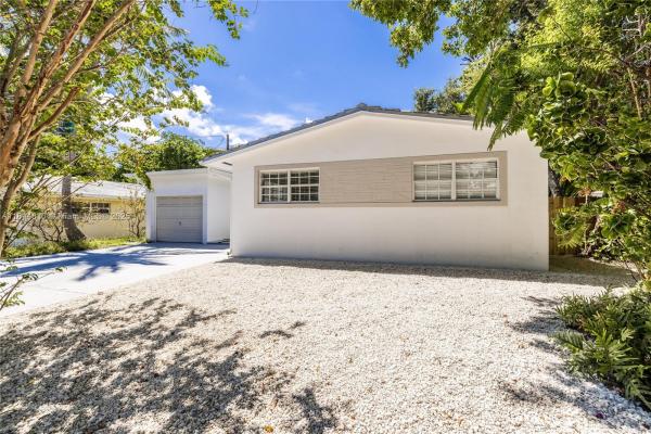 Acadia, 720 NE 70th St, Miami, Florida 33138, image 1