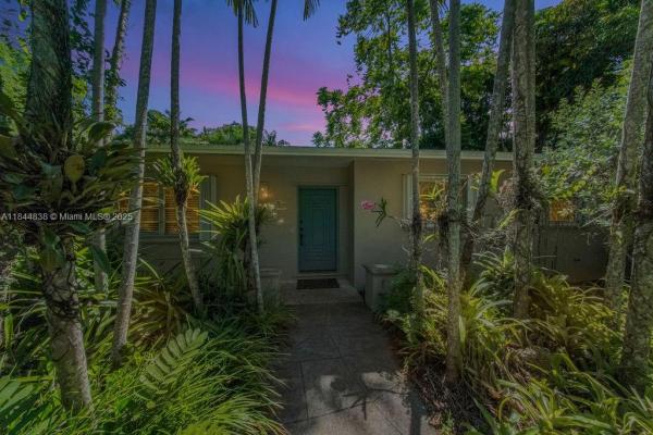 Southwood, 15301 SW 82nd Ct, Palmetto Bay, Florida 33157, image 2