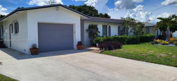 Melaleuca Isles, 140 SW 126th Ave, Plantation, Florida 33325, image 1
