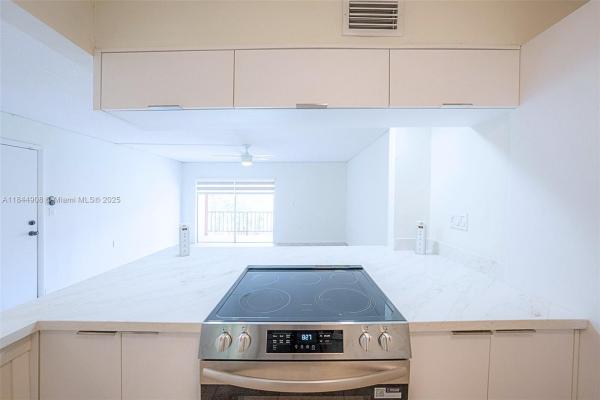 Cypress Village, 7208 Fairway Dr #I6, Miami Lakes, Florida 33014, image 2