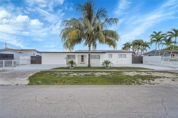 Hialeah Estates, 453 W 40th Pl, Hialeah, Florida 33012, image 2