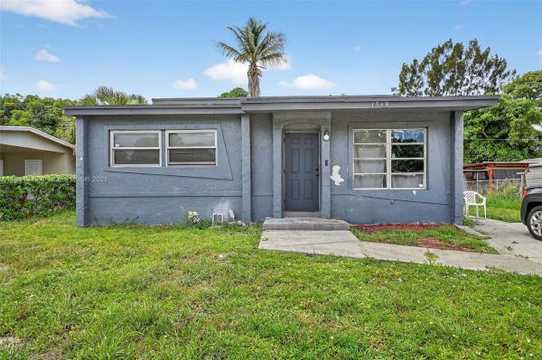 Roosevelt Estates, 1368 11th St, West Palm Beach, Florida 33401, image 1
