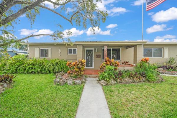 South Coral Homes, 9880 Jamaica Dr, Cutler Bay, Florida 33189, image 1