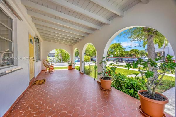 Churchill Estates, 3811 NW Flagler Ter, Miami, Florida 33126, image 3
