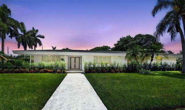 Tanglewood Lake, 7200 SW 137th St, Palmetto Bay, Florida 33158, image 1