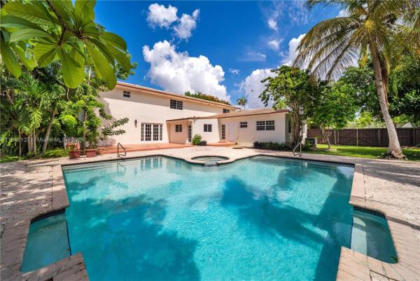 7100 SW 56th St, Unincorporated Dade County, Florida 33155, image 1