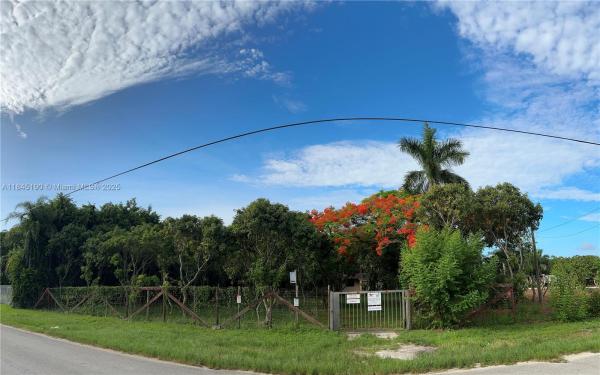 Unincorporated Dade County, Florida 33031, image 1