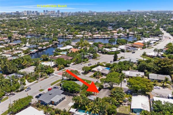 Edgewater Estates, 1433 NE 22nd St, Wilton Manors, Florida 33305, image 1