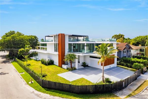 1248 NE 89th St, Unincorporated Dade County, Florida 33138, image 1