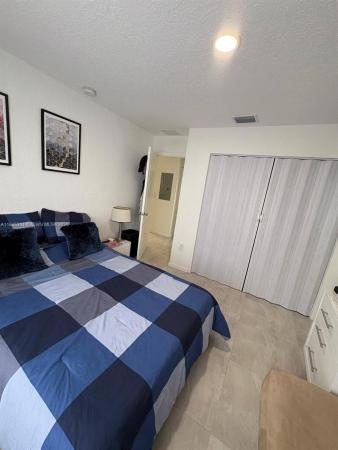 Breezy Park, 2475 NW 55th St, Brownsville, Florida 33142, image 3
