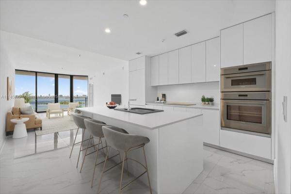 2347 NE 7th Ave, Miami, Florida 33137, image 1