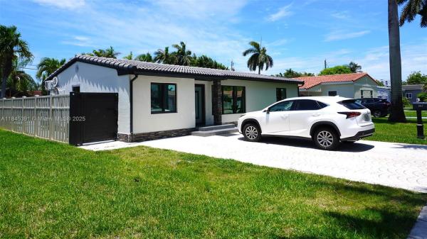 Gulfstream Estates, 907 NE 3rd St 0, Hallandale Beach, Florida 33009, image 1