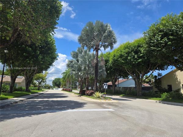 Boca Trace, 23330 Sedawie Dr, Boca Raton, Florida 33433, image 3