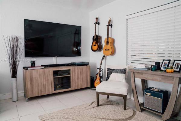 Hideaway, 7901 SW 64 Ave 6, South Miami, Florida 33143, image 1